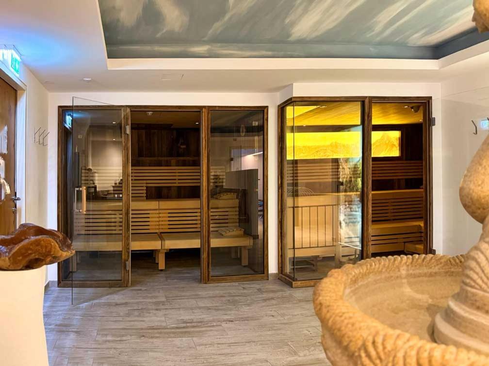 Wander- Und Familienhotel Erika วาไกรน์ ภายนอก รูปภาพ