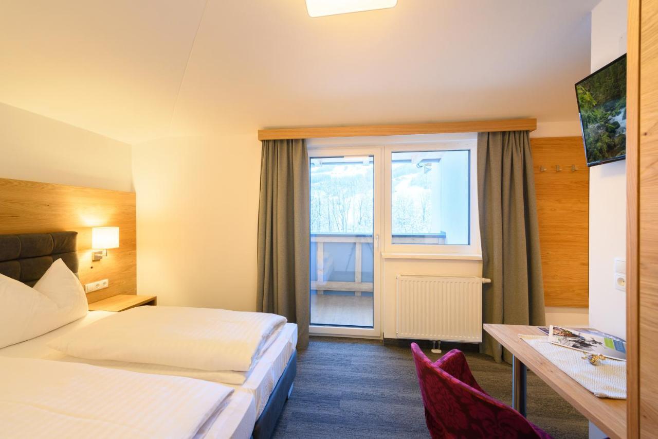 Wander- Und Familienhotel Erika วาไกรน์ ภายนอก รูปภาพ